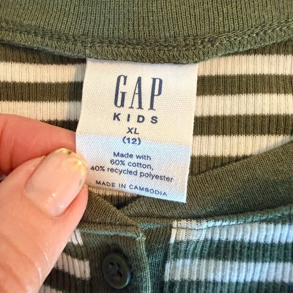 NWT GAP Kids Henley Top XL 12 Green Stripe Short Sleeve Ribbed Shirt